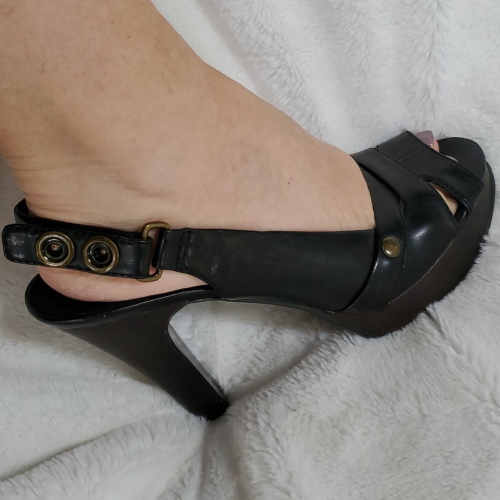 Nine West Platform Heels 👠